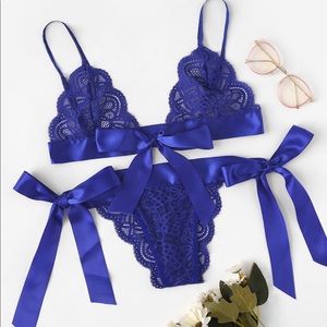 Women’s Lingerie Navy Scallop